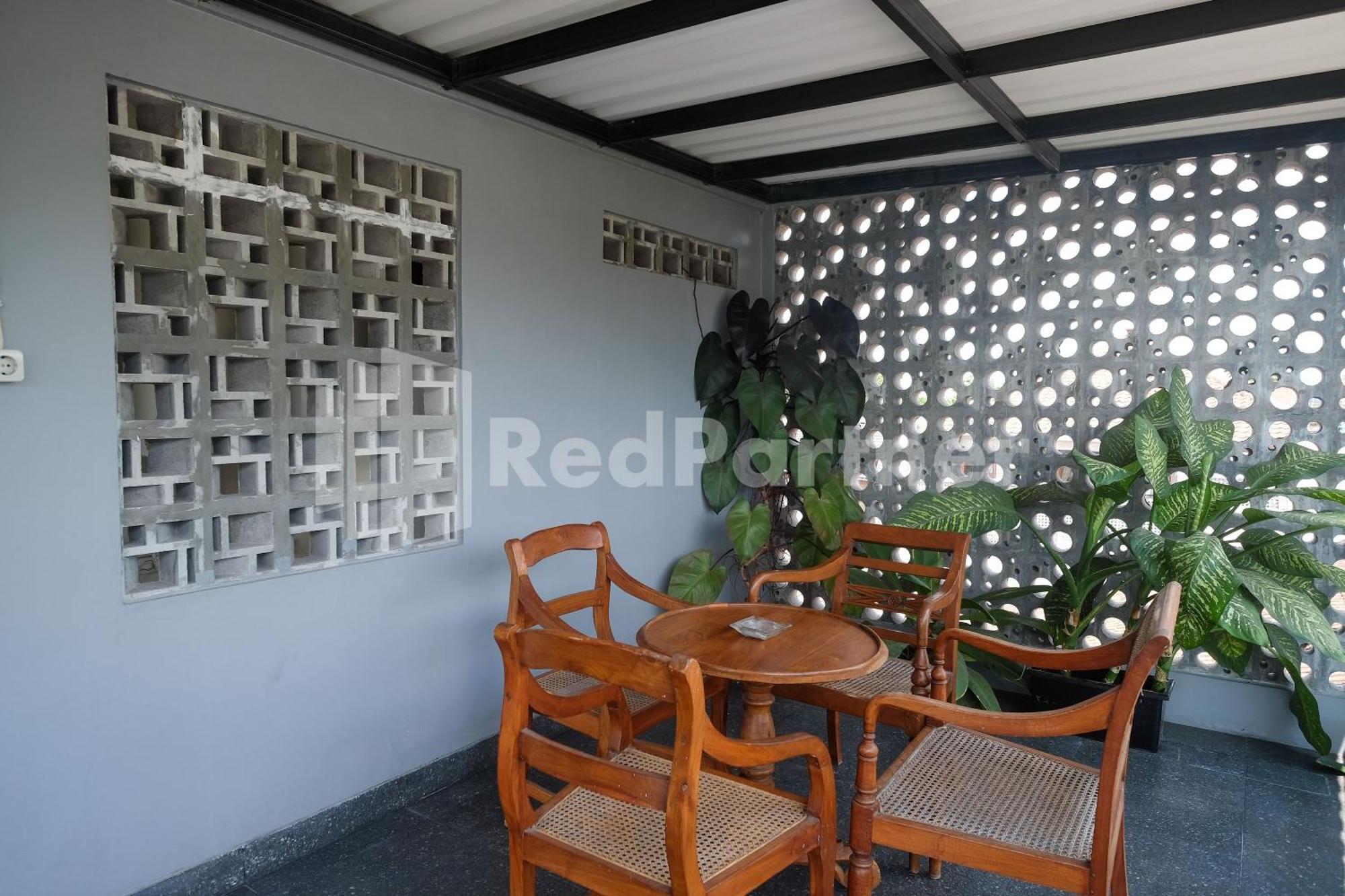 Ndliman House Near Ugm Jogja Mitra Reddoorz Hotel Kejayan Exterior photo